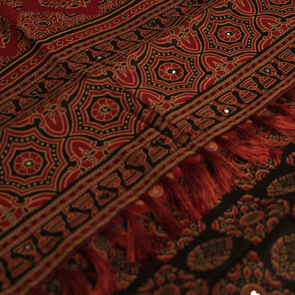 Chandani- Red and Black pallu